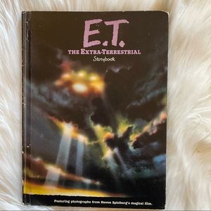 VTG 80’s E.T. The Extra Terrestrial Storybook, Hardback Kids Book